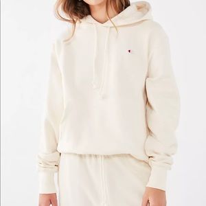 Champion x UO Cream Hoodie